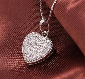 29-STONE CZ HEART CLUSTER PANDANT+CHAIN